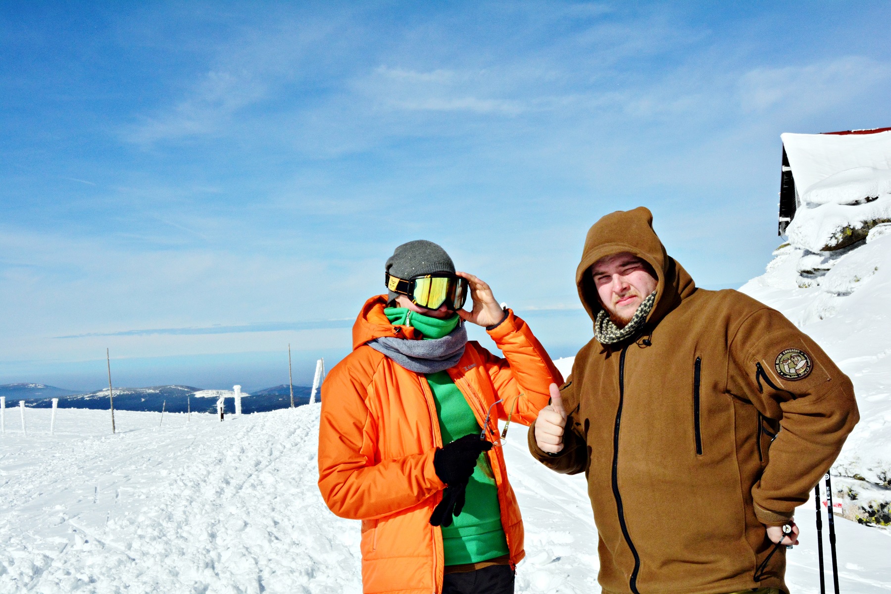 Przy dobrej pogodzie na postoju idealnie sprawdza się polar - Gotowy na Jutro